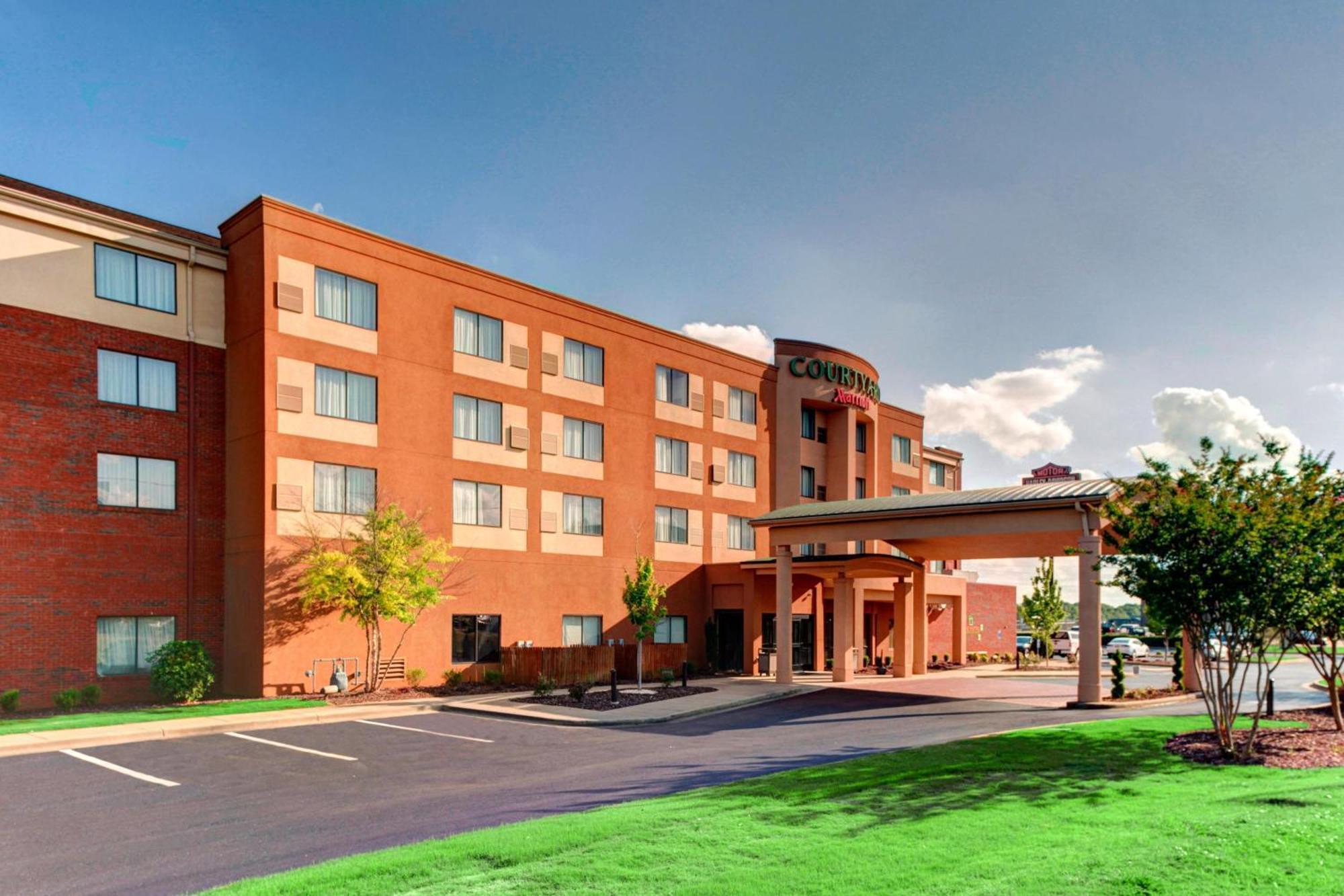Courtyard By Marriott Anniston Oxford Hotell Eksteriør bilde